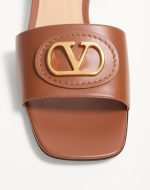 VLOGO SIGNATURE SLIDE SANDAL IN CALFSKIN 20MM - Image 3
